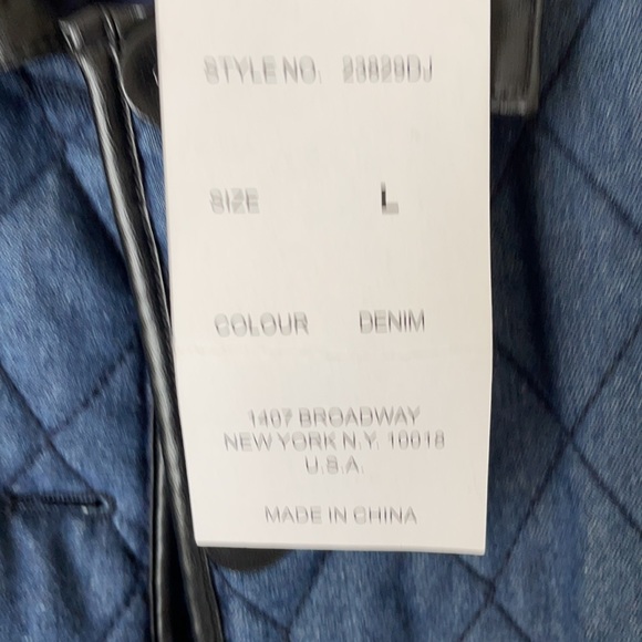 Jacket - Picture 4 of 4